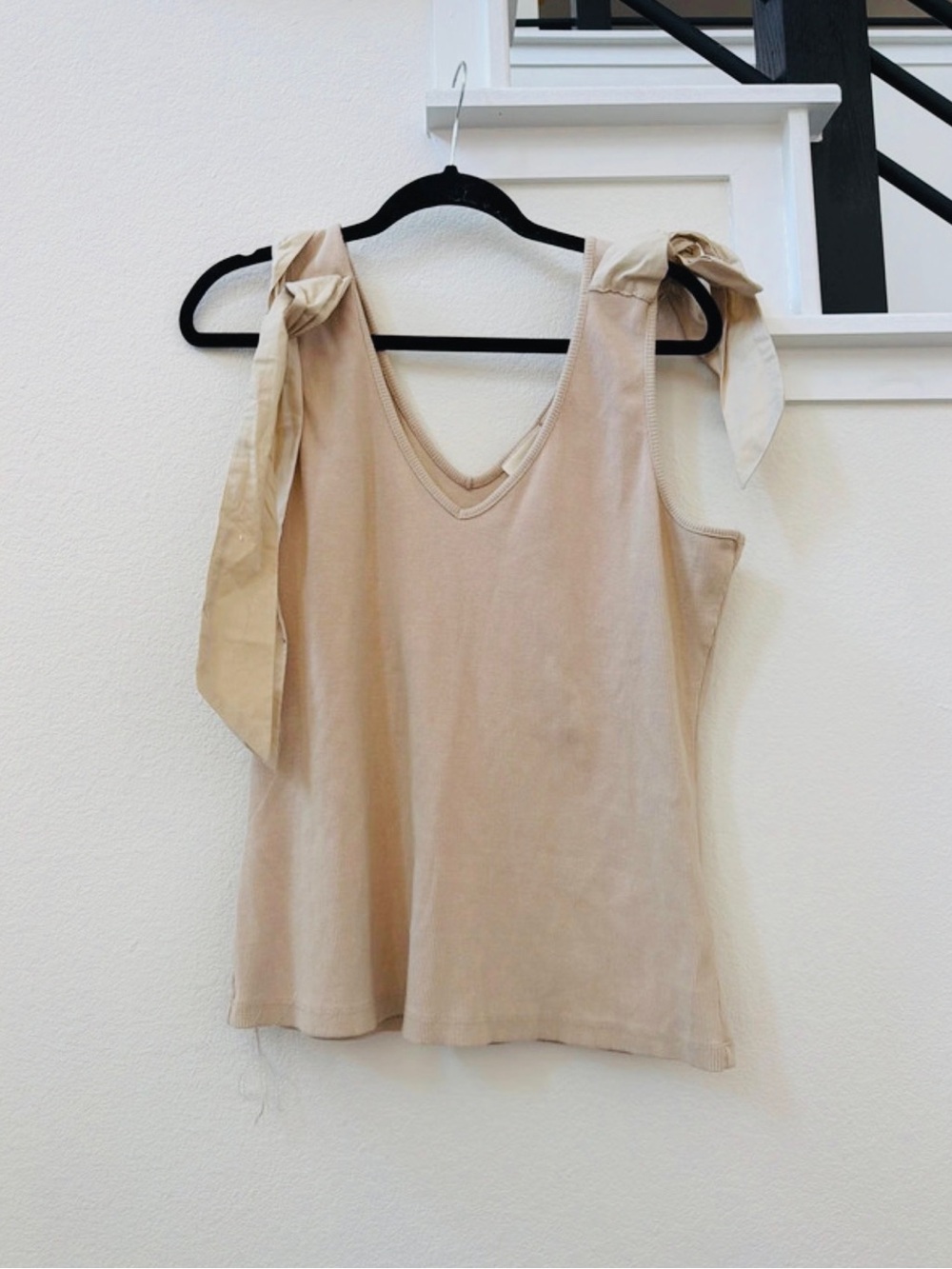 MAEVE
The Rafaela Bow-Tie Tank Tan Top - Picture 4 of 4